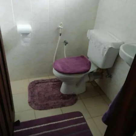 Zuri Homestay Wifi & Ocean Breeze !! Mombasa Exterior photo